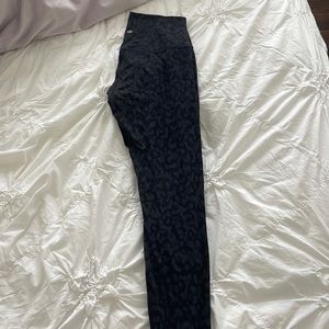 Size 8 lululemon align leopard print leggings. Length 28”